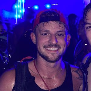 Meet your Posher, Dylan